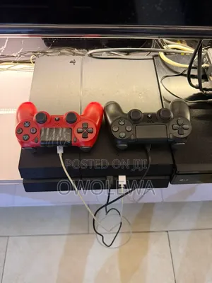 PlayStation4+ 2pdas+ 10games