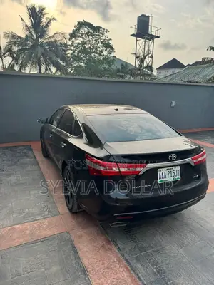 Toyota Avalon XLE Premium FWD Sedan (3.6L 6cyl 6A) 2016 Black