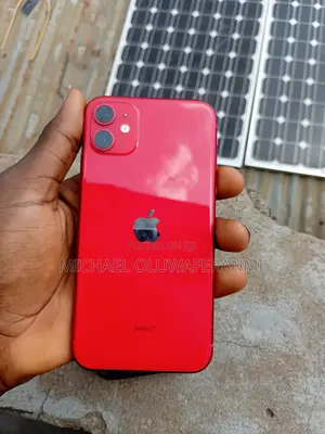 Apple iPhone 11 64 GB Red