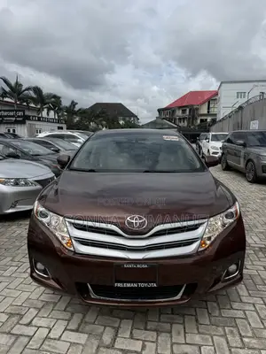 Toyota Venza 2012 Brown
