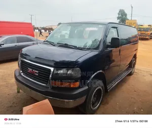 GMC Savana 2014 Blue