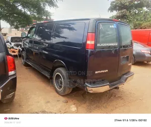 GMC Savana 2014 Blue