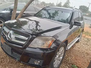 Mercedes-Benz GLK-Class 2010 Black
