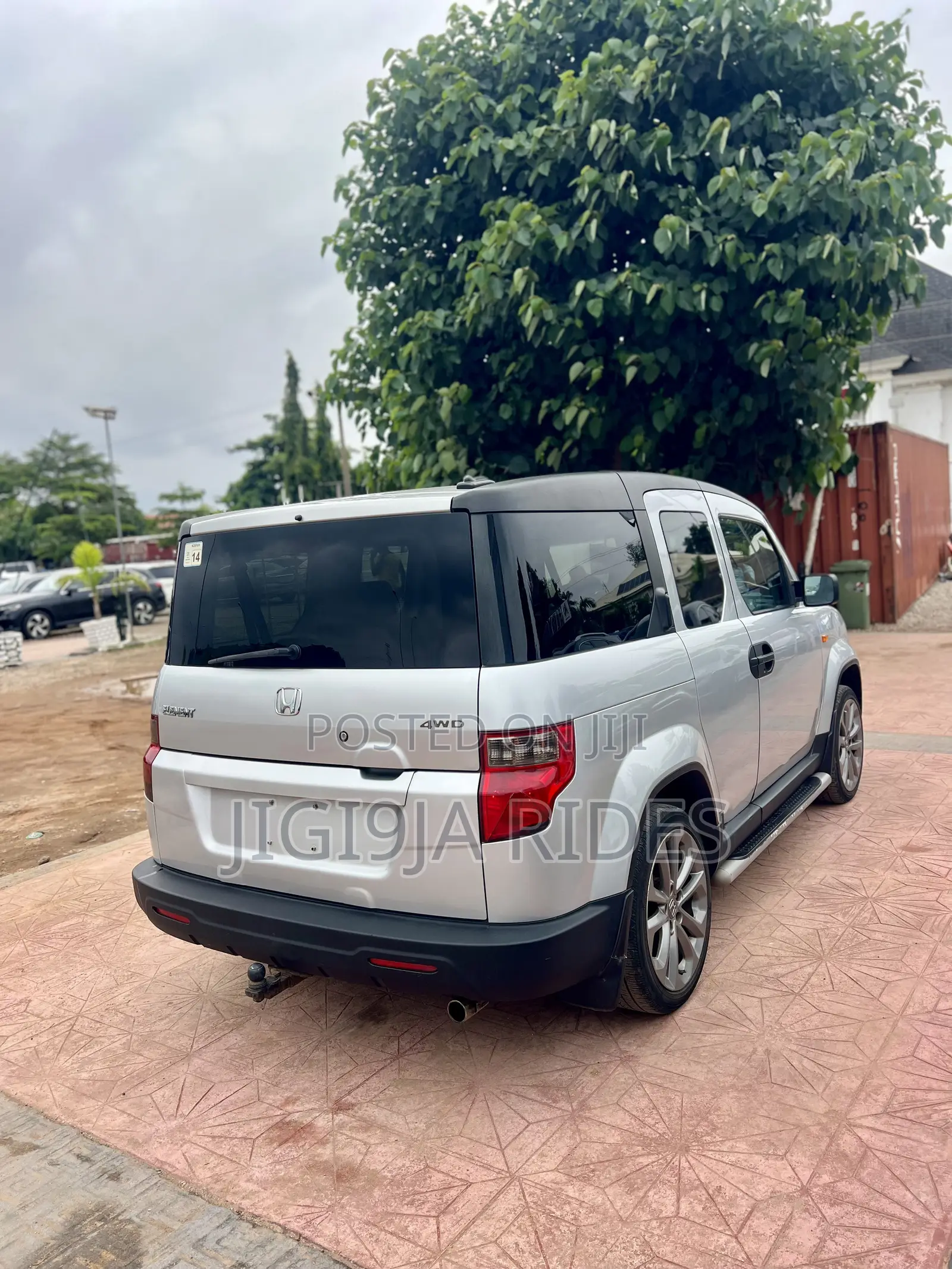 Honda Element 2010 Silver