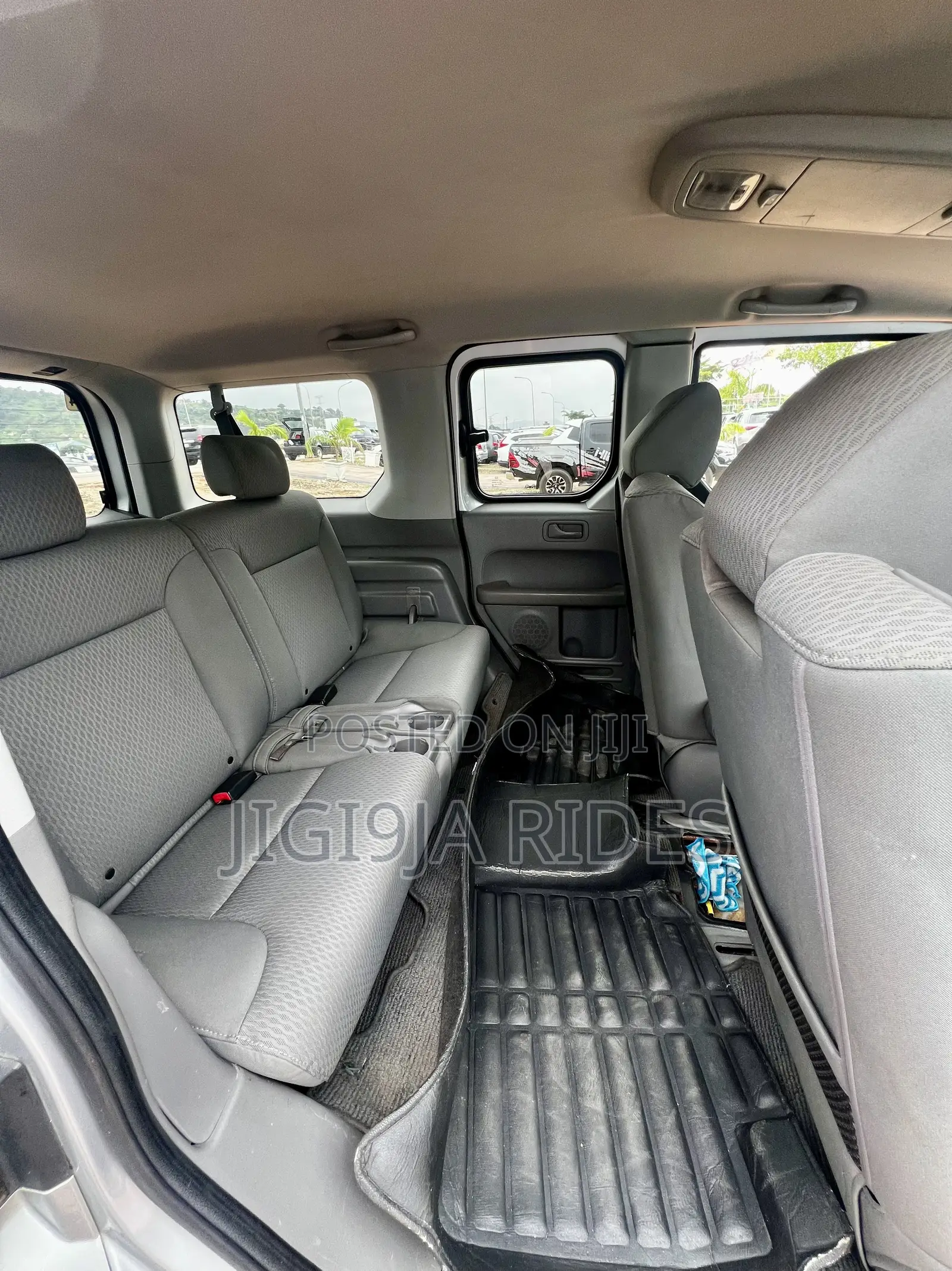 Honda Element 2010 Silver