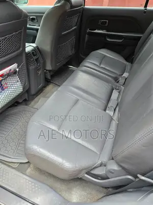 Honda Pilot 2005 Silver