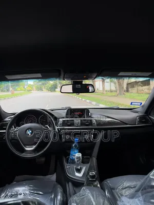 BMW 330i 2017 White