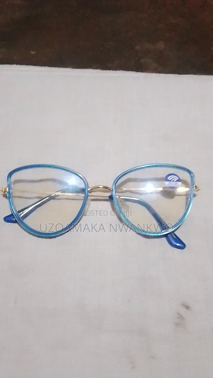 Eyeglasses