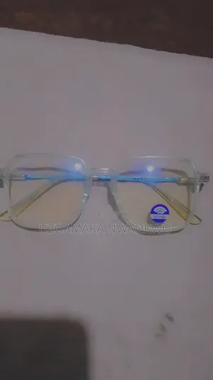 Eyeglasses