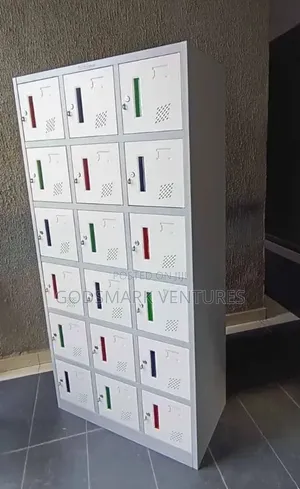 Worker's Locker 24 Partitions