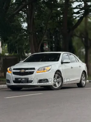 Chevrolet Malibu 2012 White