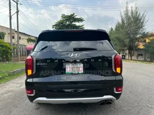 Hyundai Palisade SE 2023 Black
