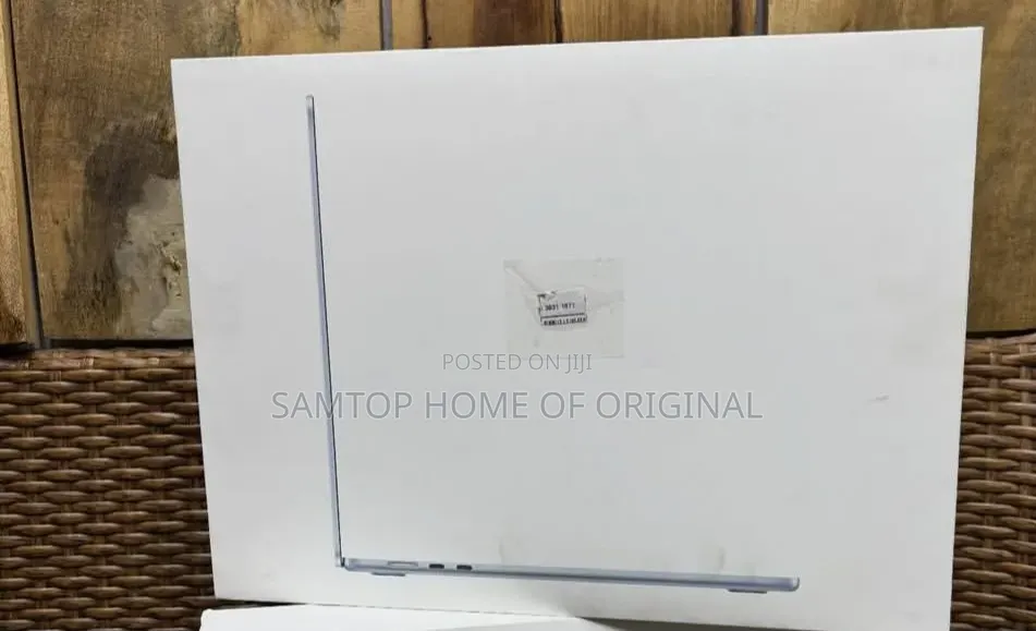 New Laptop Apple MacBook Air 2026 M5 16GB Apple M5 SSD 512GB