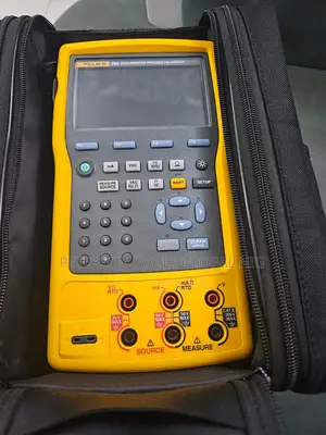 Fluke 754 Documenting Process Calibrator