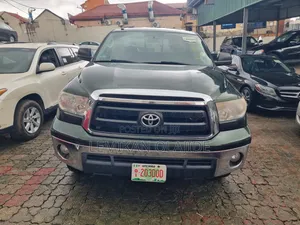 Toyota Tundra 2012 Green