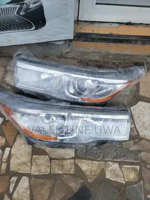 Highlander 2015 Headlamp