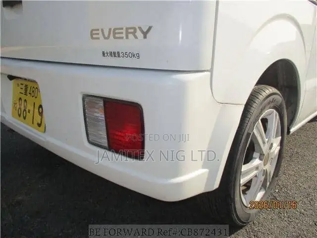 Suzuki Every 2009 White