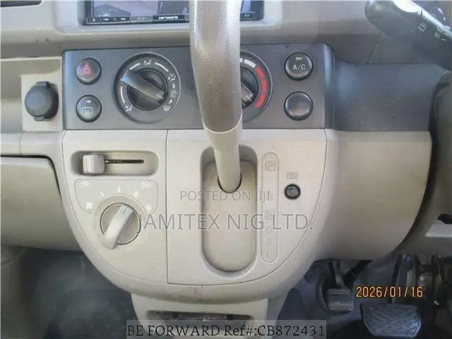 Suzuki Every 2009 White