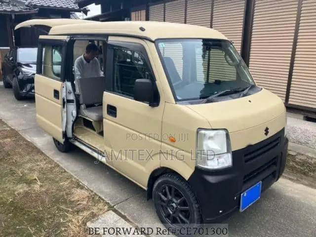 Suzuki Every 2009