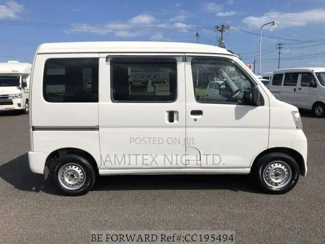 Daihatsu Hijet 2010 White