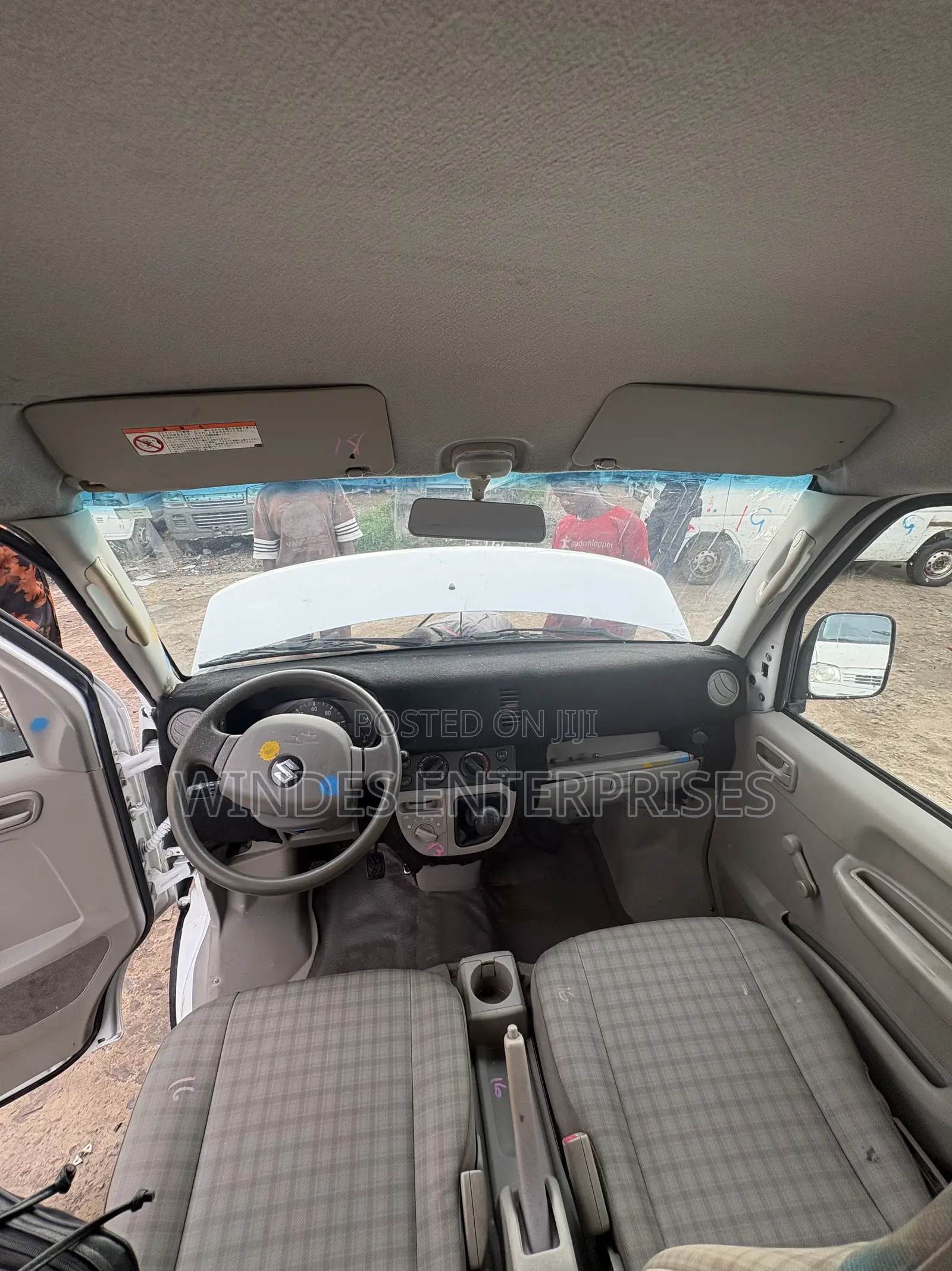 Suzuki Every 2012 White