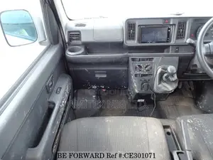 Daihatsu Hijet 2013 Silver