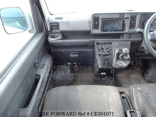 Daihatsu Hijet 2013 Silver
