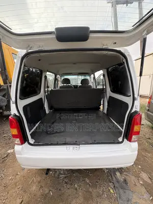 Suzuki Every 2008 White