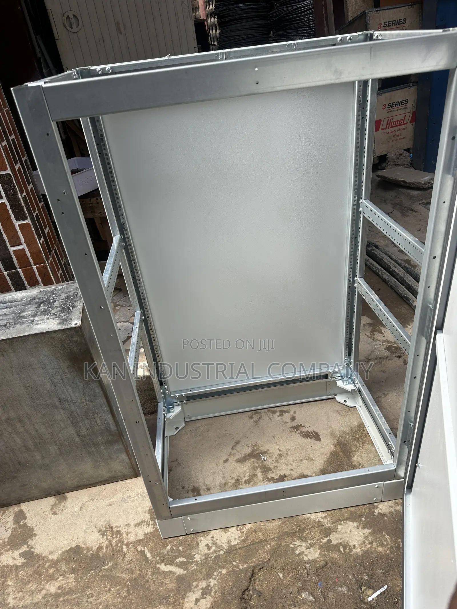 12000x800x800 Turkey Box Enclosure
