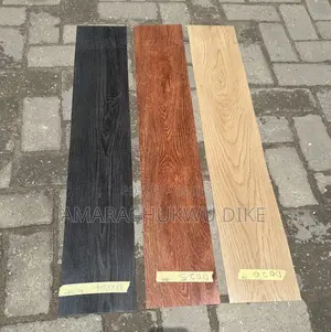 Vinyl Rubber Floor Tiles for Flooring. Carton Price