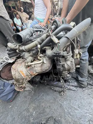 Toyota Engine 2TR Available Prado , Hilux , Hiace 2012 / 2015 / 2020