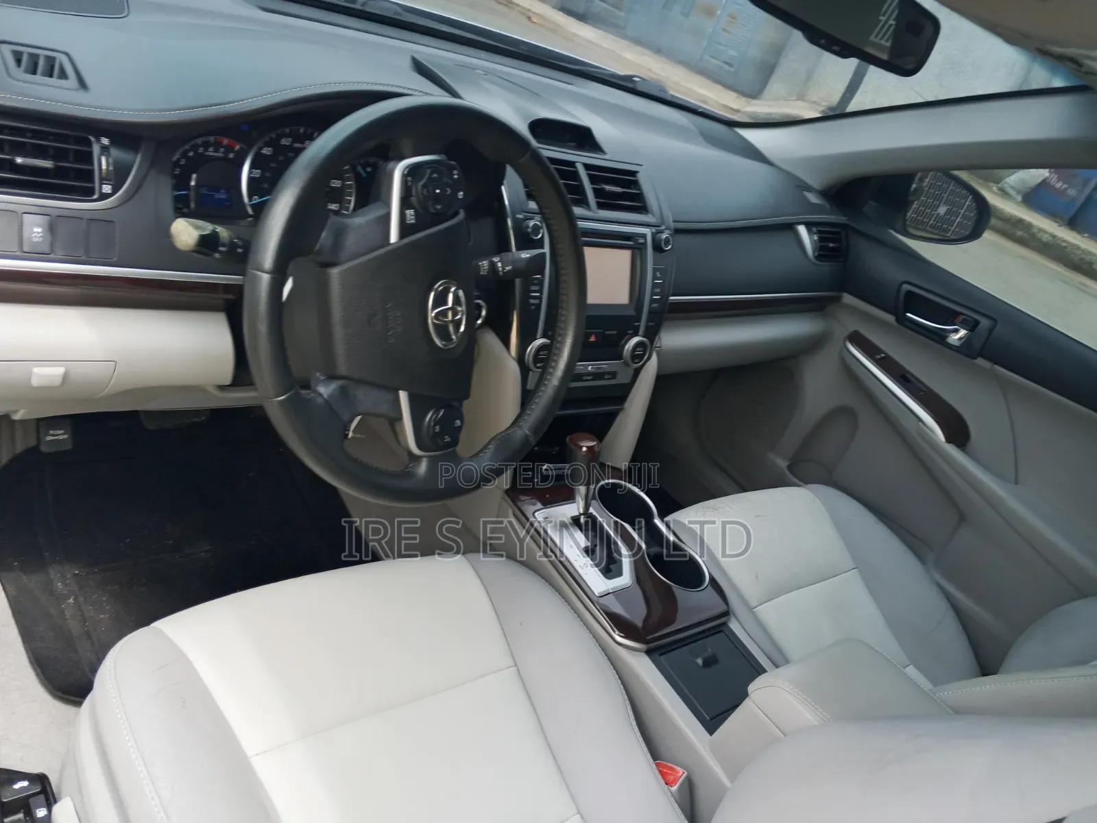 Toyota Camry 2013 Silver