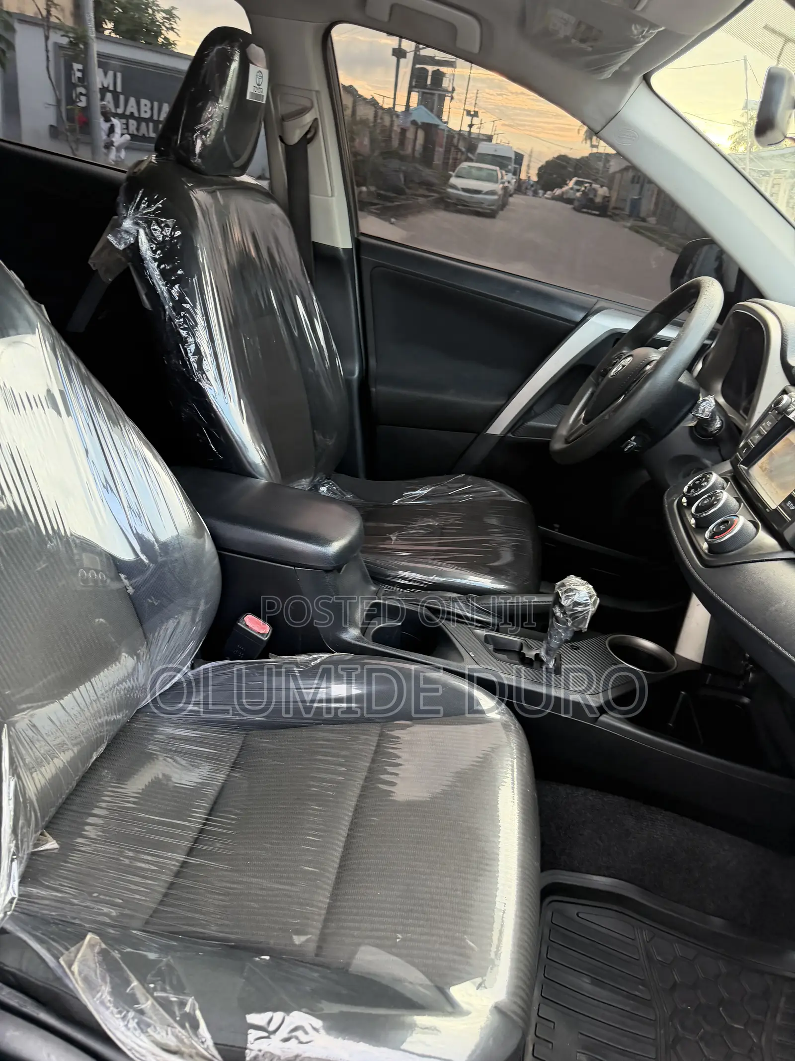Toyota RAV4 2014 Brown