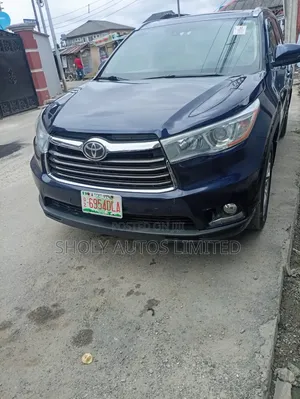 Toyota Highlander 2015 Blue