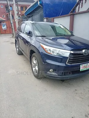 Toyota Highlander 2015 Blue