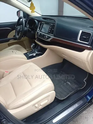 Toyota Highlander 2015 Blue