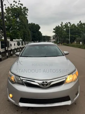 Toyota Camry 2012 Silver