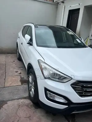 Hyundai Santa Fe 2014 White