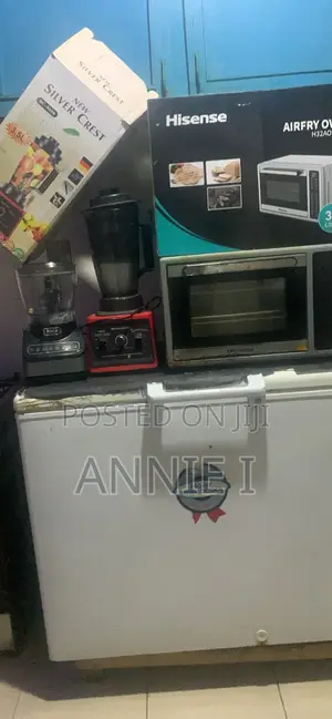 Air Fryer and Blender
