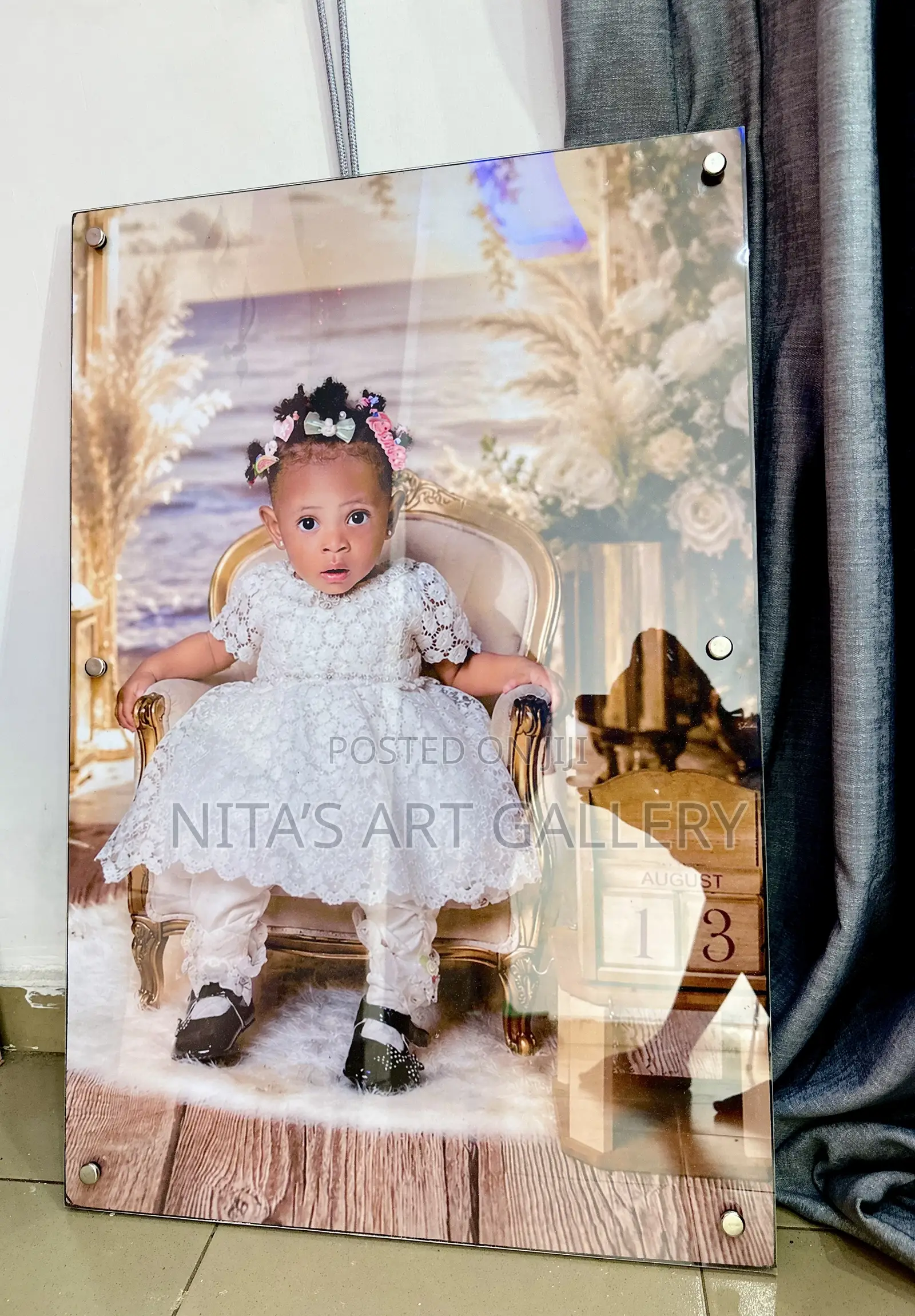 Acrylic Frameless Frame