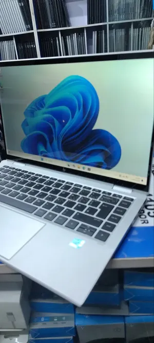 Laptop HP EliteBook 1040 G8 32GB Intel Core i3 SSD 256GB
