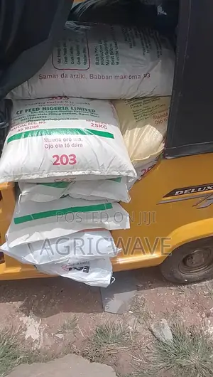 25kg Chicken Turkey Stater, Grower, Finisher, and Layers Feeds