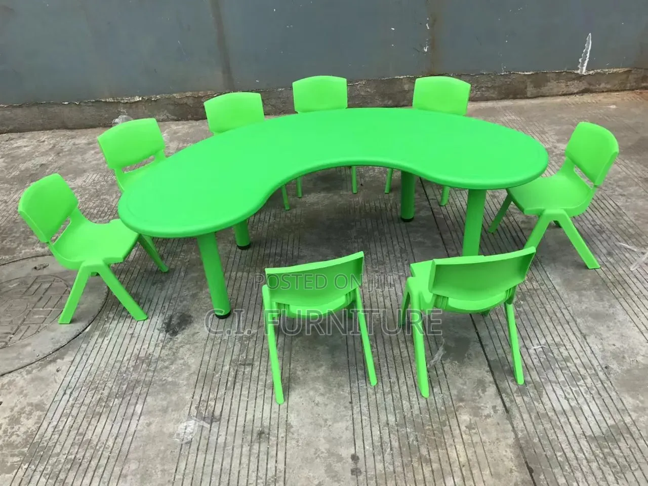 Good Event Table With Fording Legs