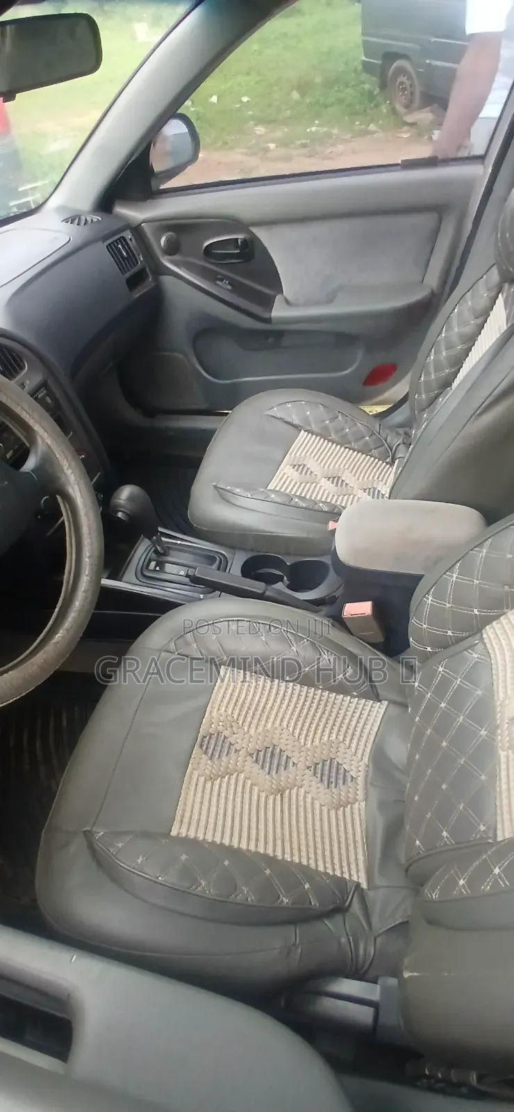 Hyundai Elantra 2004 Silver