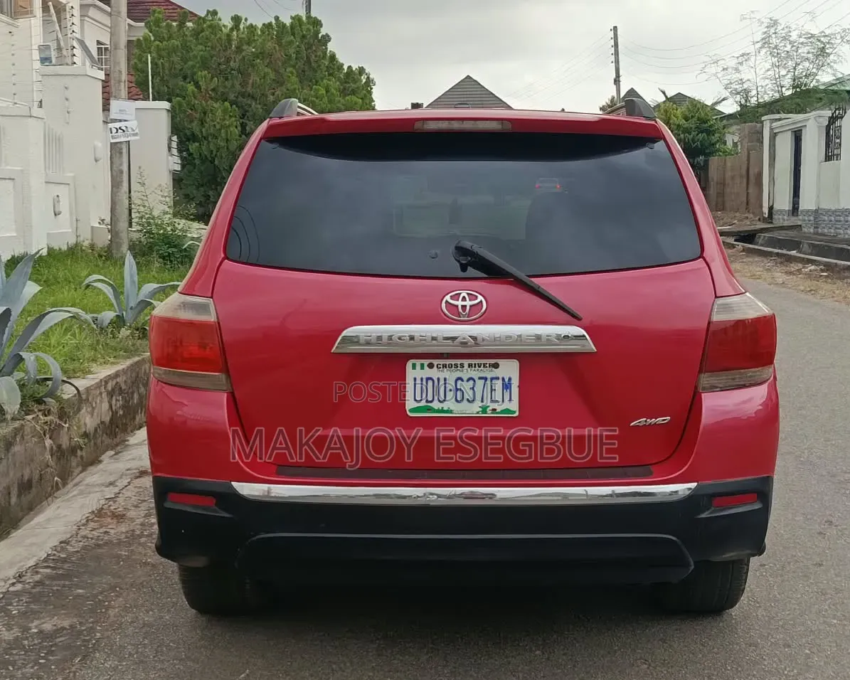 Toyota Highlander 2012 Red