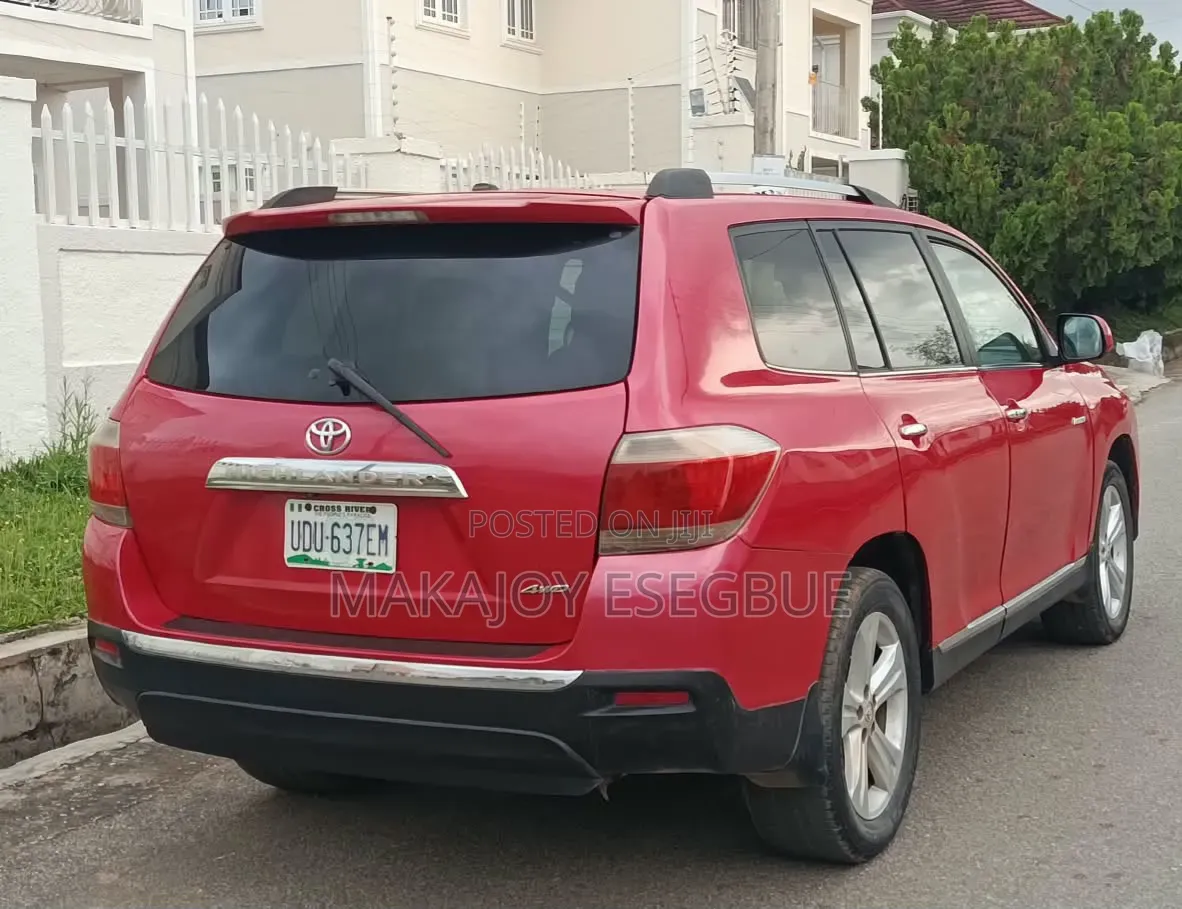 Toyota Highlander 2012 Red