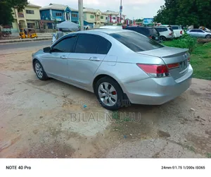 Honda Accord 2011 Silver