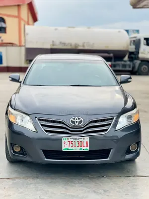 Toyota Camry XLE V6 4dr Sedan (3.5L 6cyl 6AM) 2008 Gray