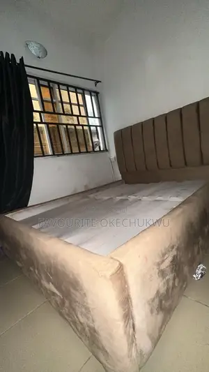 Bedframe 4/6