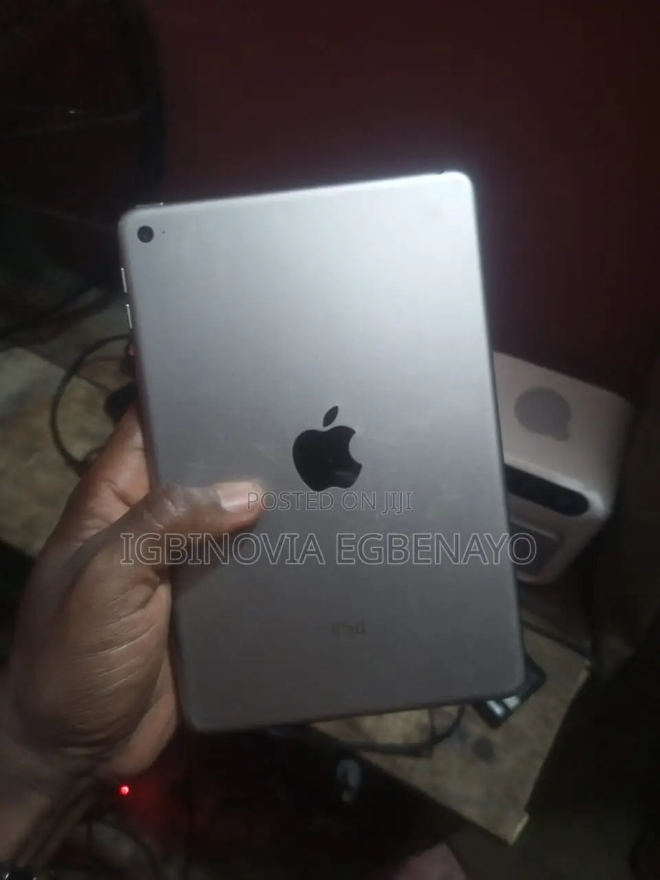 Apple iPad mini 4 16 GB Silver
